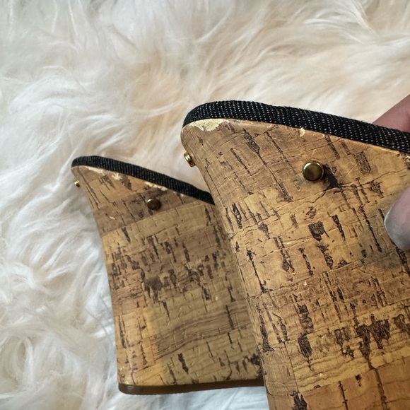 Dana Buchman Women's 7.5 Blue Denim Stud Open Toe Cork Wedge Sandals Espadrille - Picture 11 of 12